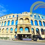 Apartments Pula 1618